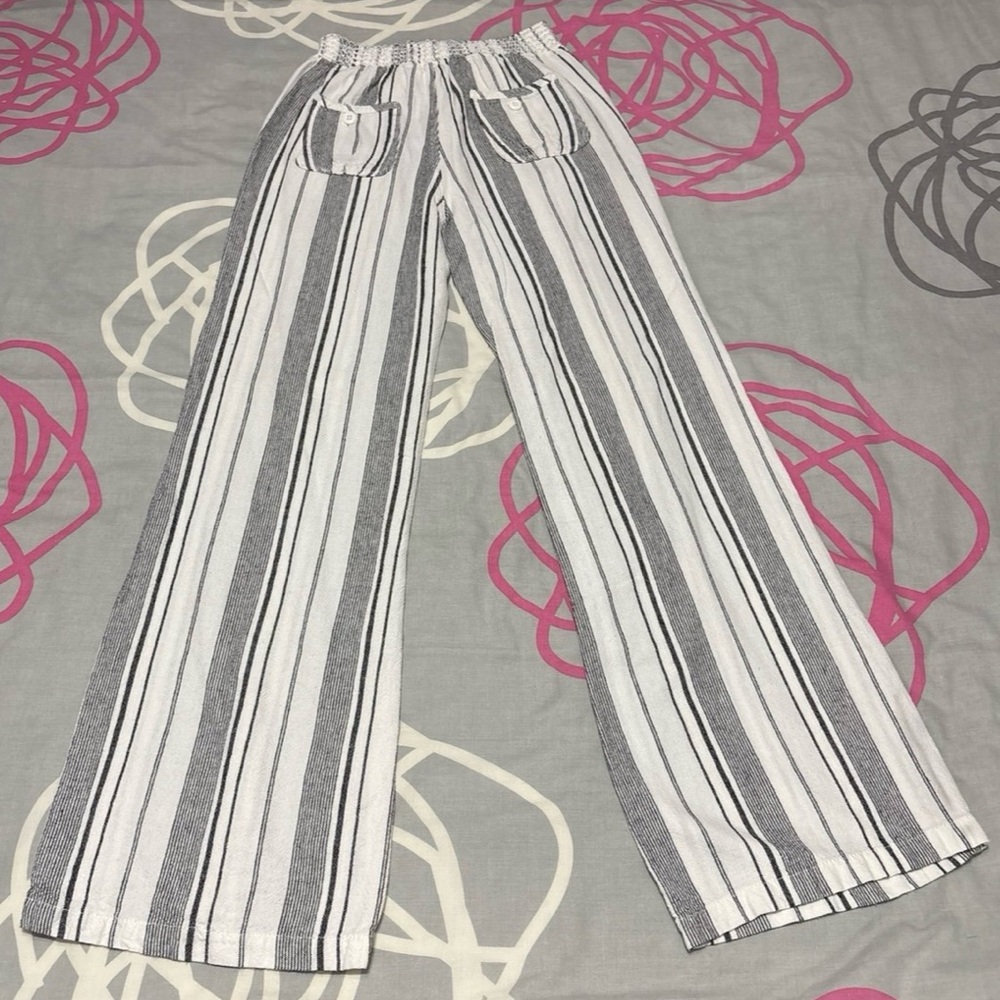 Cali 1850 White and Black Striped Pants With Beaded Strings - Picture 6 of 9